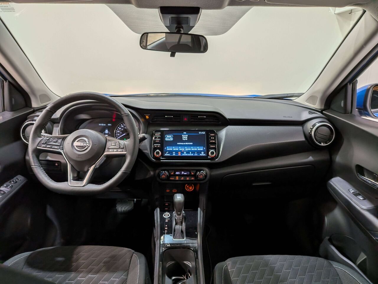 Nissan Kicks Play SV FWD 2025 Bleu Val-David - photo #12