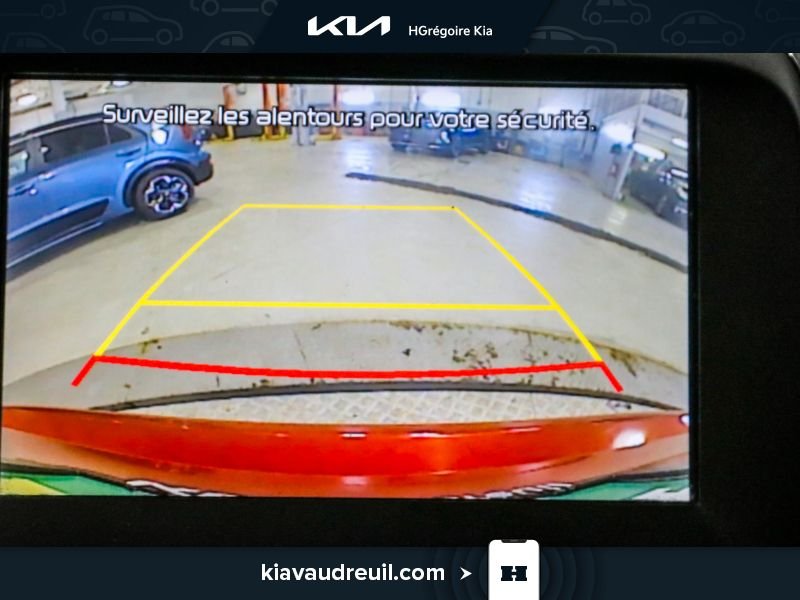 2017 Kia Forte Red Laval - photo #21