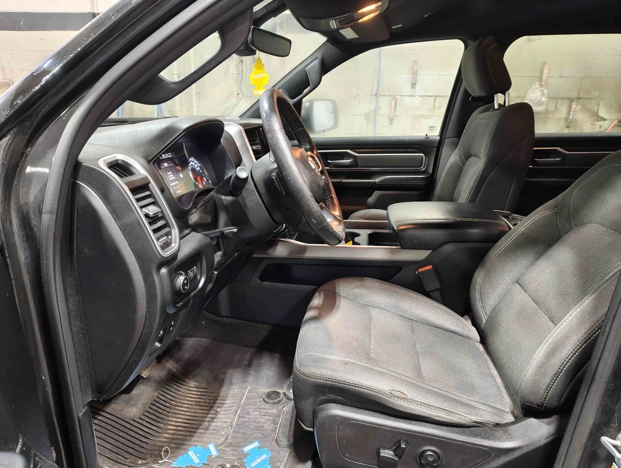 2019 Ram 1500 Big Horn 4x4 Crew Cab 5'7 Box Black Sherwood Park - photo #7
