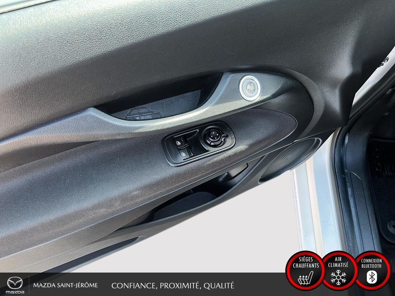 2024 FIAT 500e Édition (RED) | 100 % ÉLECTRIQUE | NAVIGATION | CAMÉRA DE RECUL | CARFAX VIERGE White Saint-Jérôme - photo #12