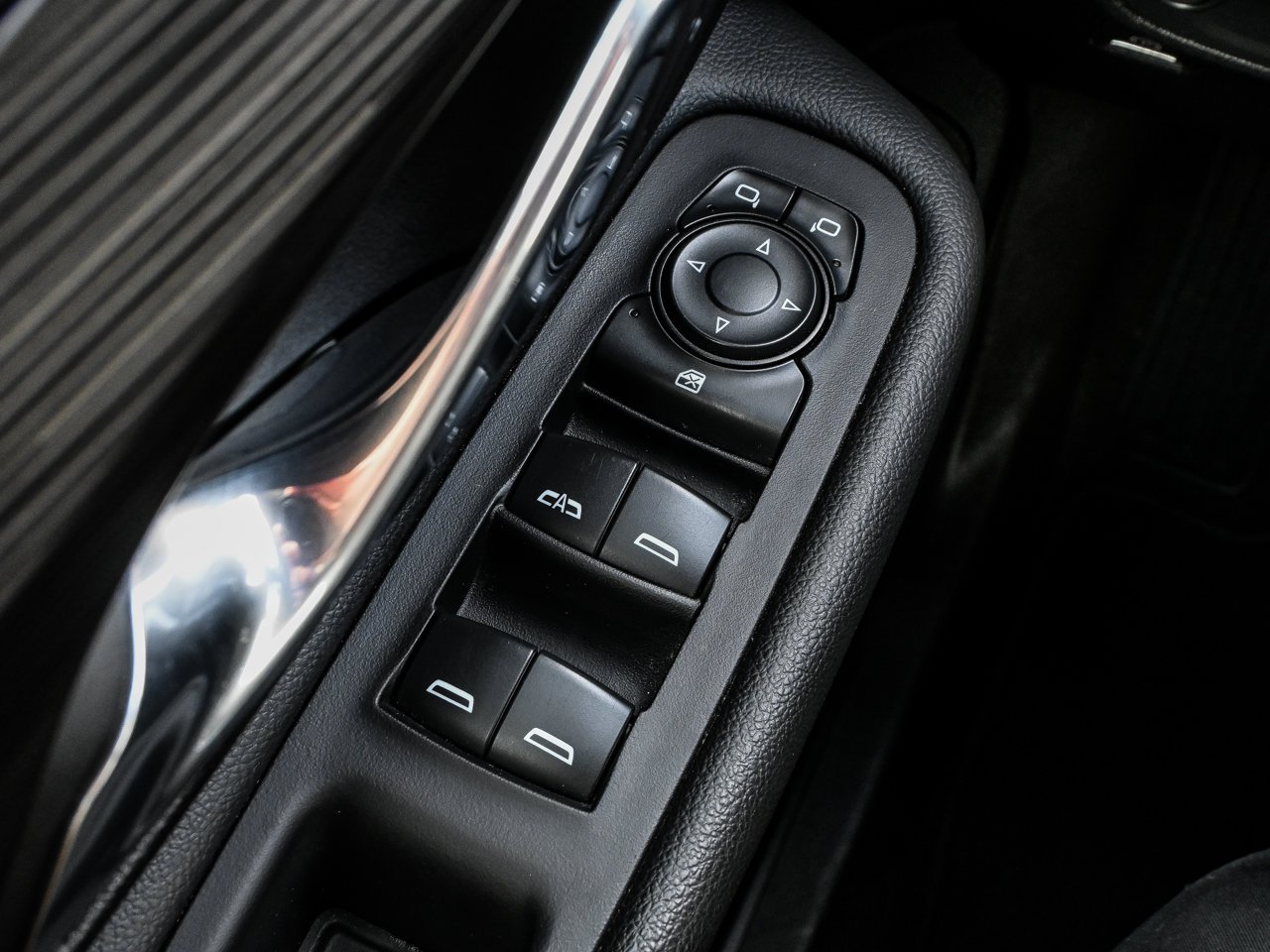 2024 GMC Terrain AWD 4dr SLE Black Sherwood Park - photo #17
