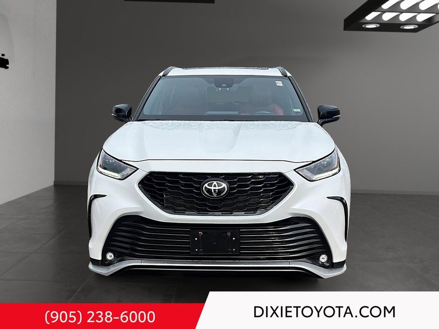2022 Toyota Highlander XSE AWD White