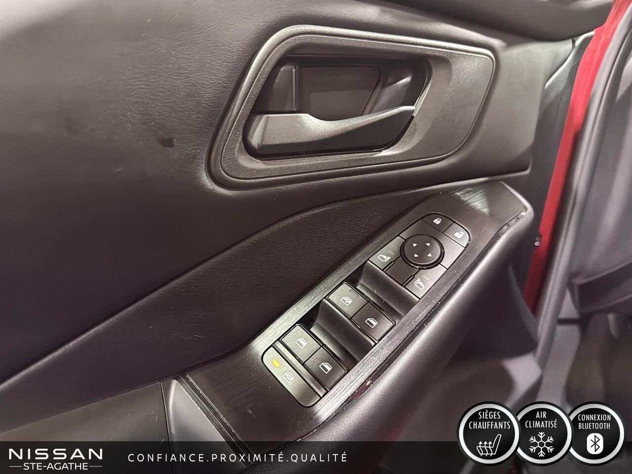 Nissan Rogue 2024 Rouge Ste-Agathe des Monts - photo #15