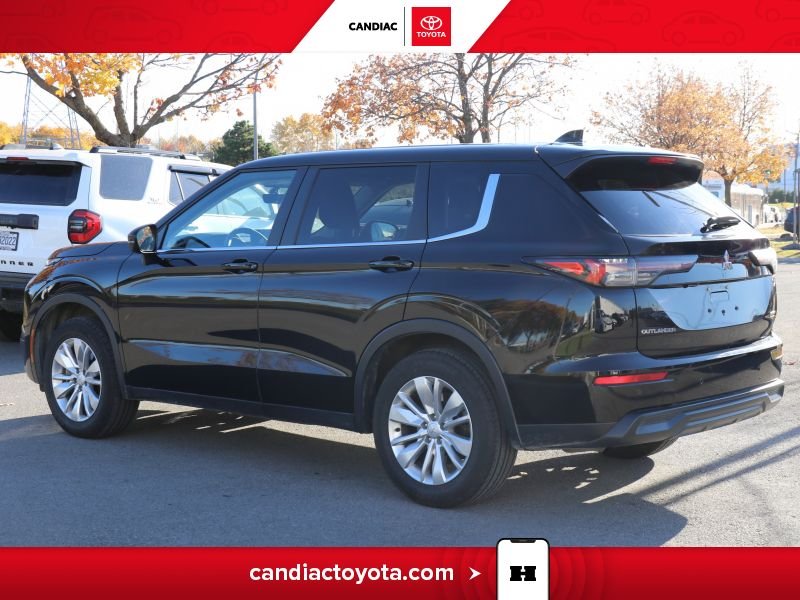2025 Mitsubishi Outlander Black Laval - photo #7