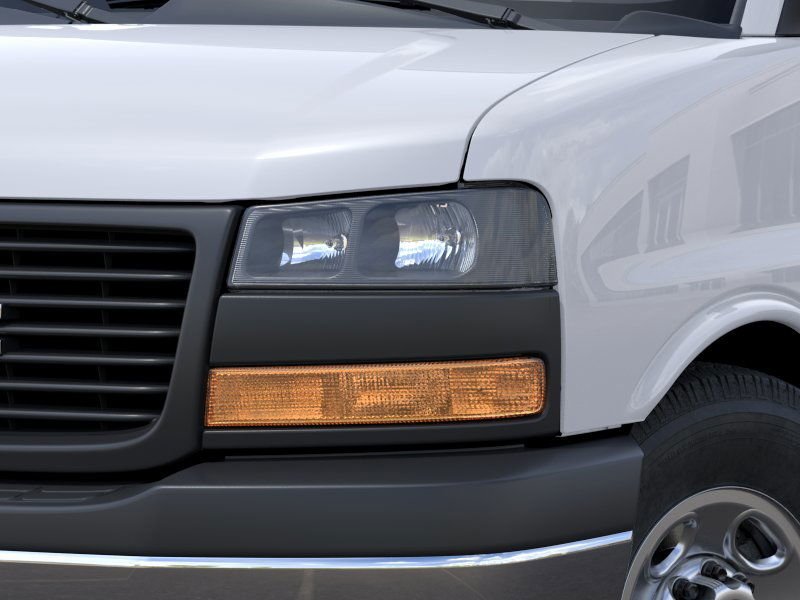 2024 GMC Savana Cargo Van Summit White Saint-Eustache - photo #9