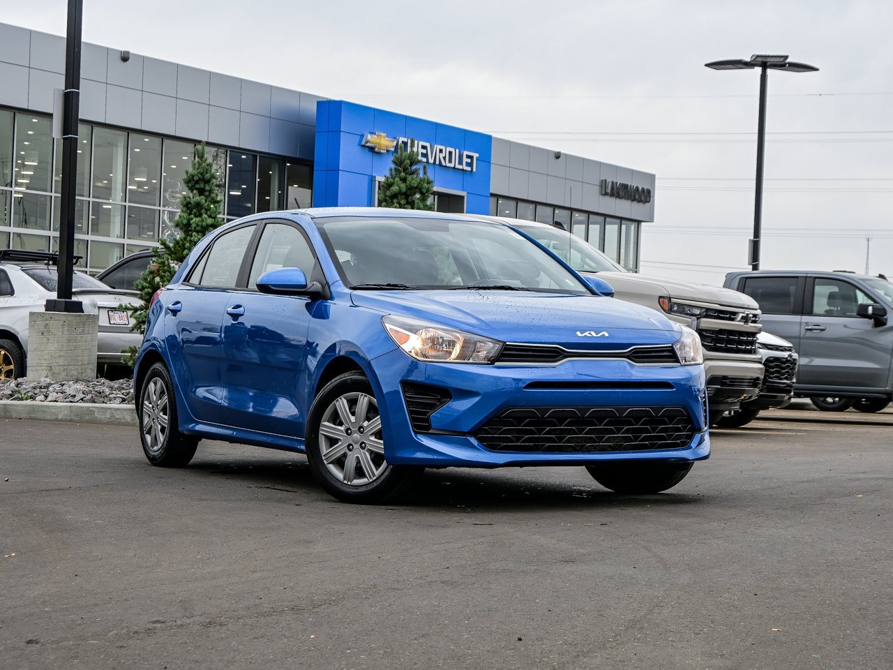 2023 Kia Rio 5-door LX+ IVT Blue Sherwood Park - photo #1