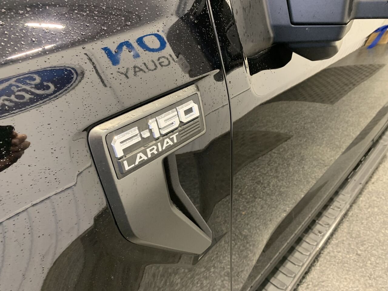 Ford F-150 LARIAT CREW CAB 502A, MAX TOW, GEN 2.0KW 2022 Noir Châteauguay - photo #3