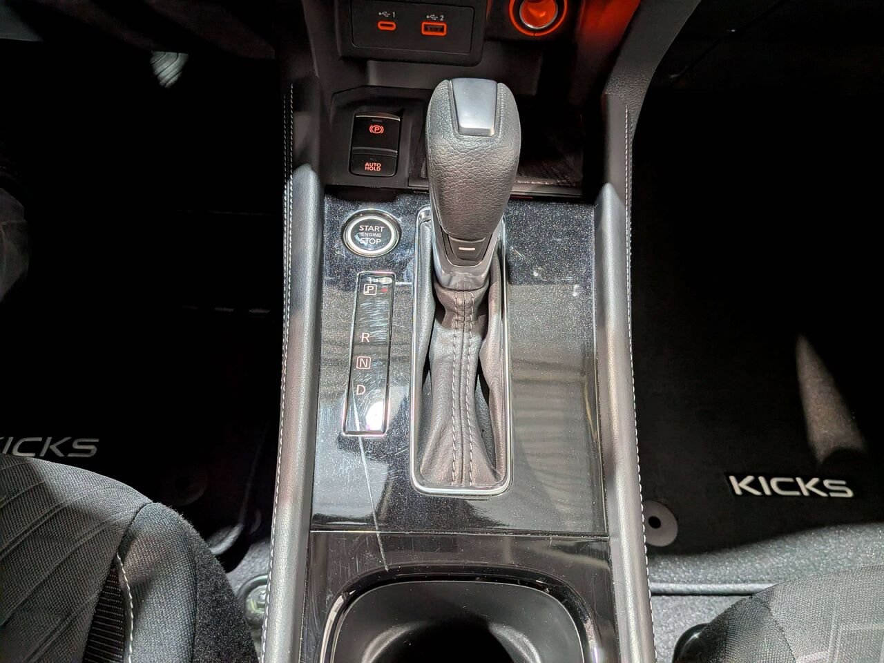 Nissan Kicks Play SV FWD 2025 Bleu Val-David - photo #24