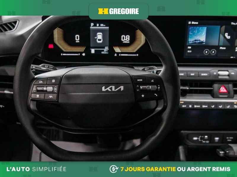 2025 Kia K4 Red Saint-Eustache - photo #23