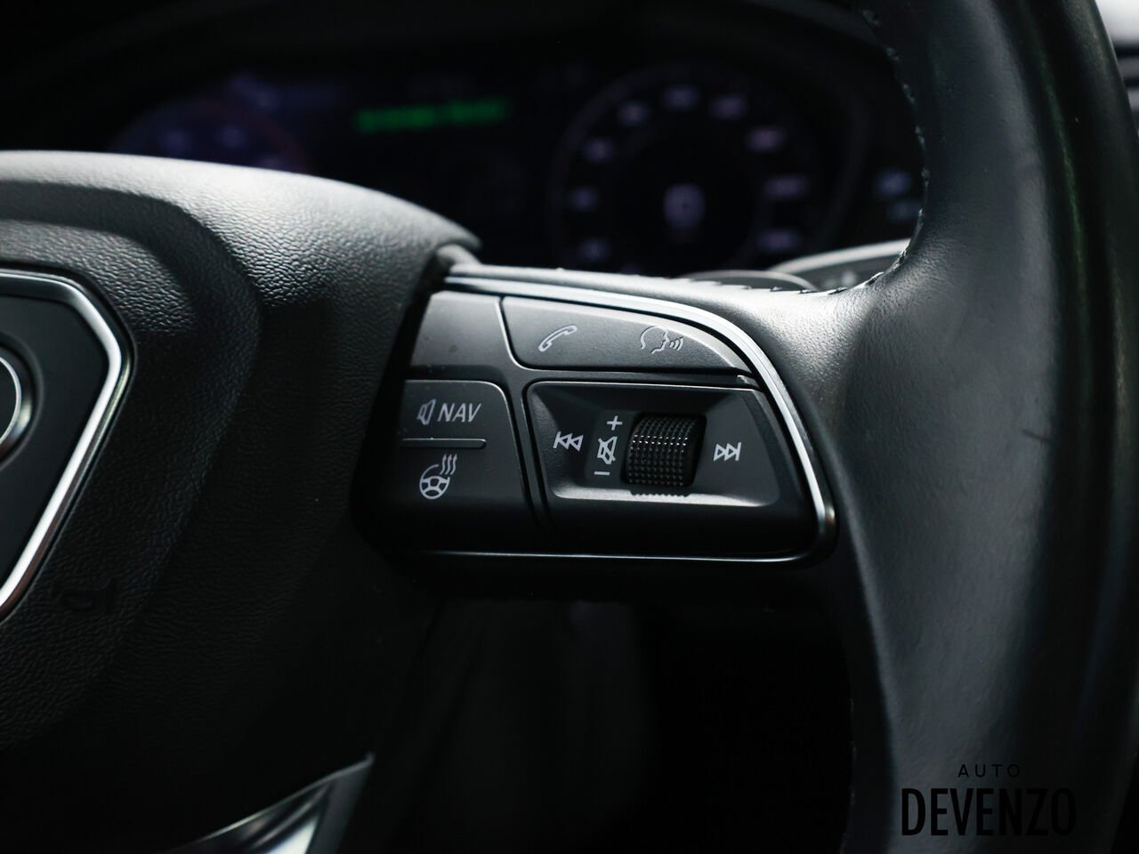 2020 Audi Q5 White Saint-Eustache - photo #16