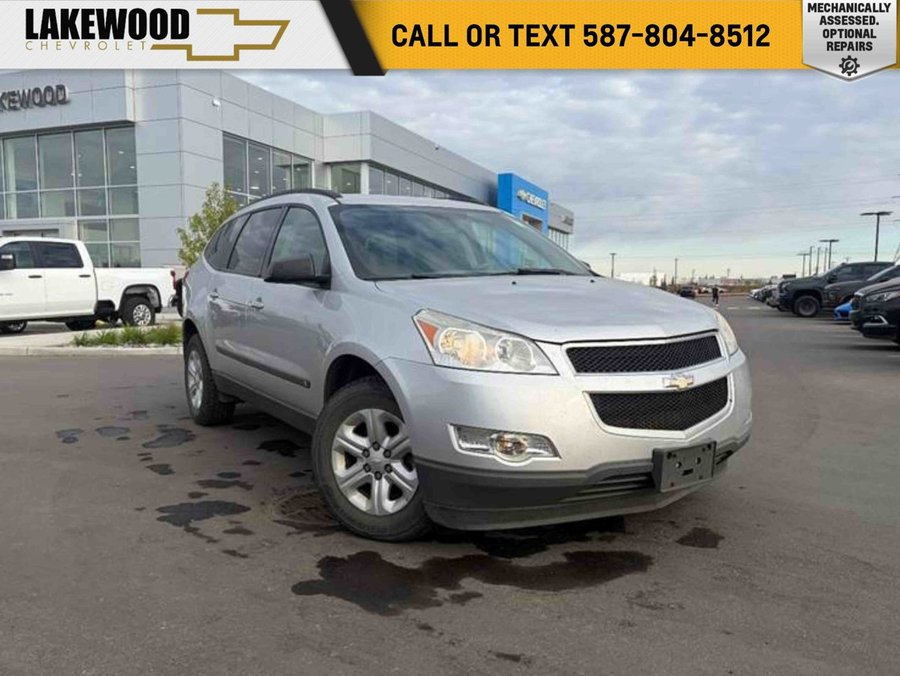 2010 Chevrolet Traverse LS FWD 3.6L 8 Passenger | Remote Start Grey