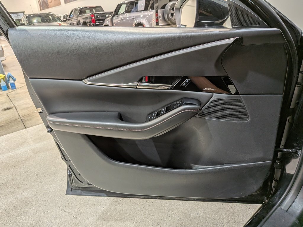 2023 Mazda CX-30 GT w/Turbo AWD Black Val-David - photo #36