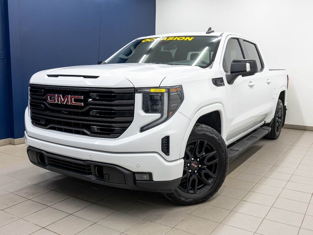GMC Sierra 1500 ELEVATION CREW 4X4 DIESEL *NAV* SIÈGES CHAUFF BOSE 2024 Blanc Saint-Jérôme - photo #0