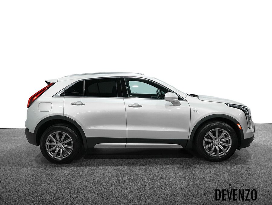 2020 Cadillac XT4 2020 Silver