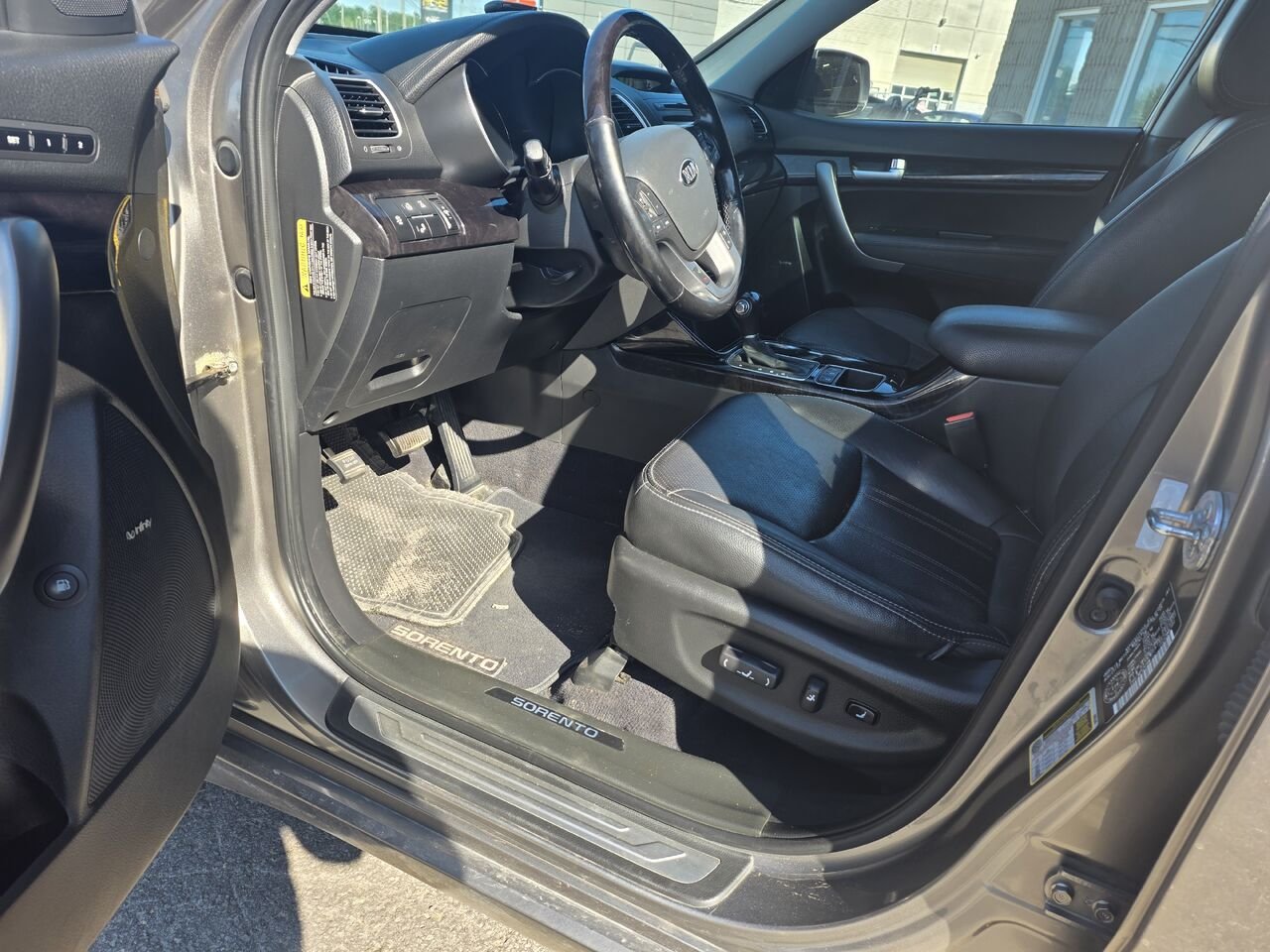2014 Kia Sorento Silver  - photo #10
