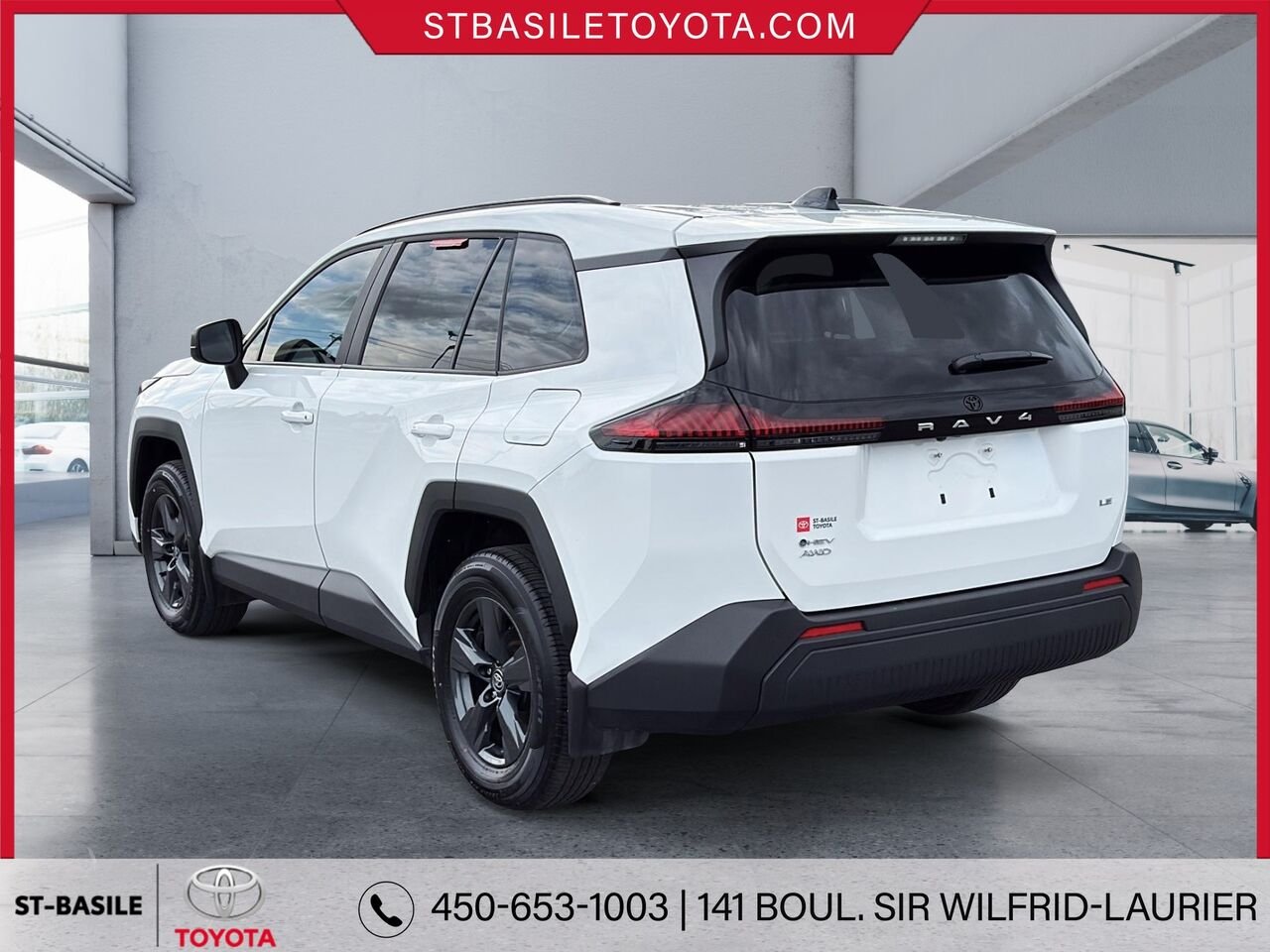 2026 Toyota RAV4 Hybrid White Saint-Basile-le-Grand - photo #6