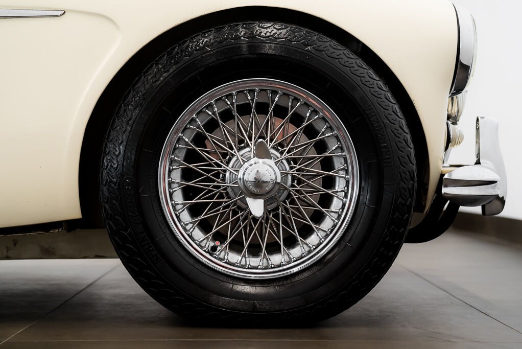 Austin Healey BN7 Mrk 1 1961 Blanc Montréal - photo #9