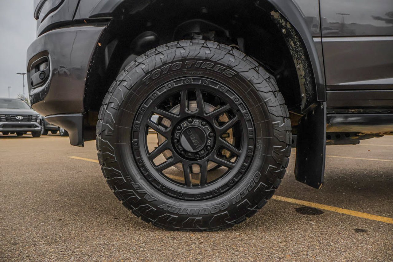 2022 Ram 3500 Limited 4x4 Mega Cab 6'4 Box Grey Sherwood Park - photo #12