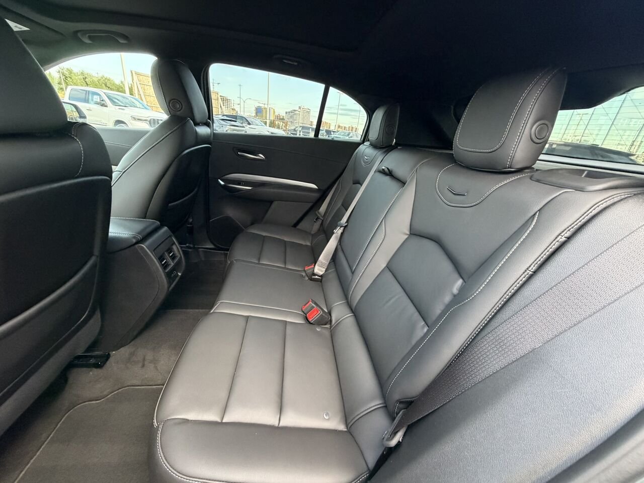 2024 Cadillac XT4 PREMIUM LUXURY AWD FINANCEMENT À PARTIR 3.99% Laval - photo #17