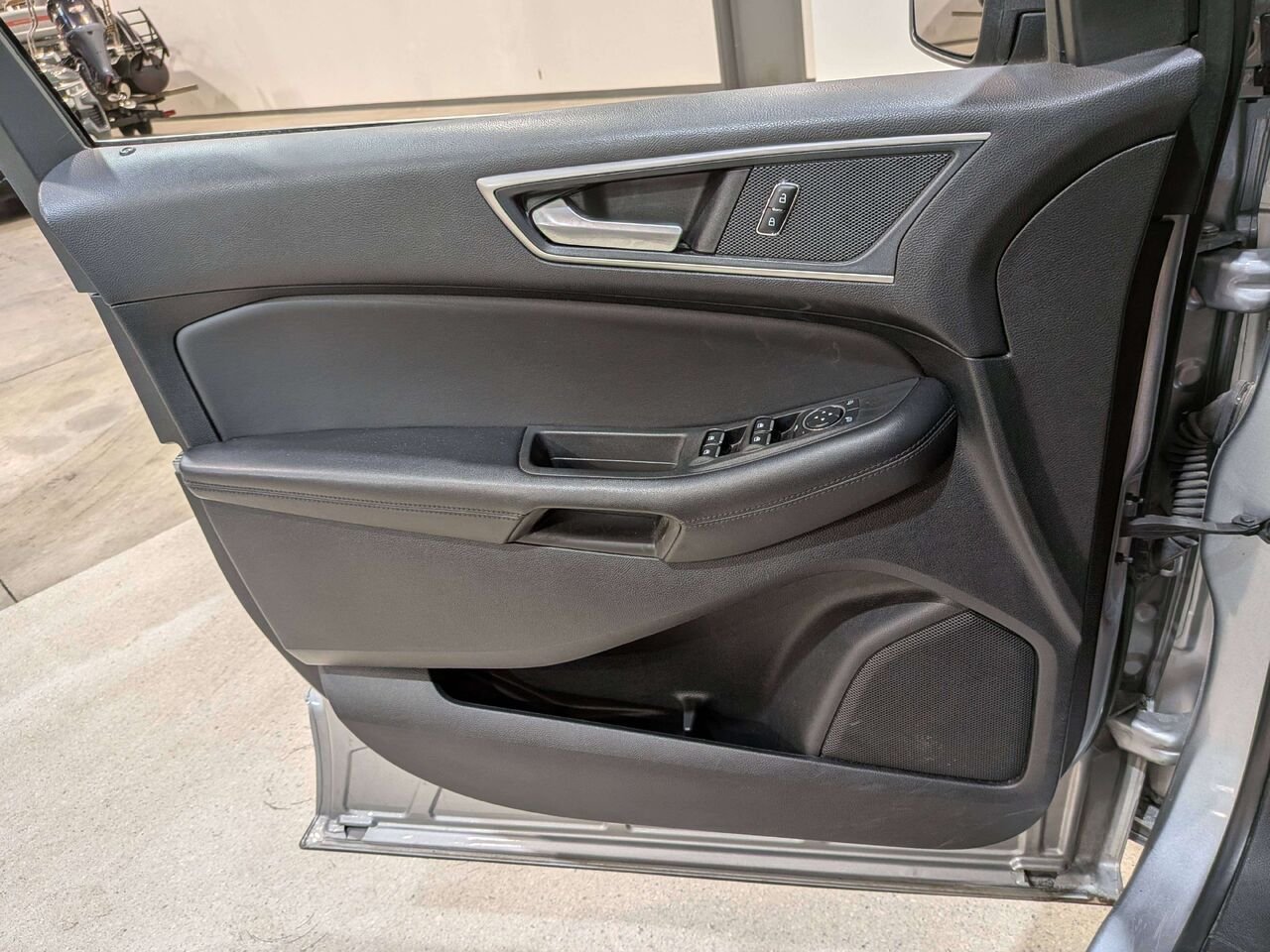 2023 Ford Edge SEL AWD Silver Val-David - photo #31