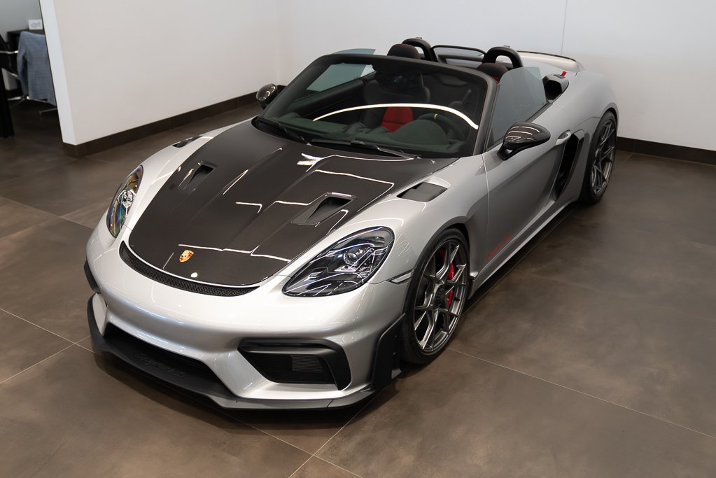 2024 Porsche 718 Spyder RS Roadster Spyder Silver Kirkland - photo #3