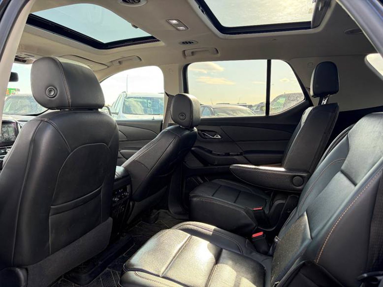 2019 Chevrolet Traverse AWD 4dr Premier w/1LZ Black Sherwood Park - photo #5