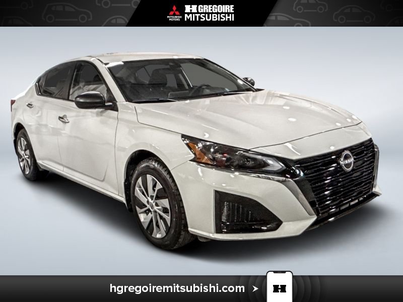 2024 Nissan Altima S *AWD* Mags * Camera * Carplay White