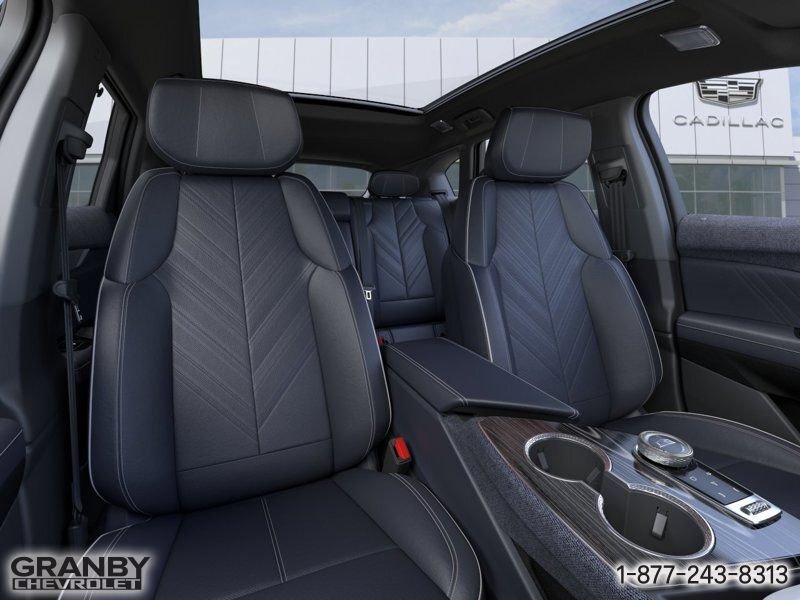 CADILLAC OPTIQ OPTIQ ELECTRIC PREMIUM SPORT AWD (1SH) | 27-0237 2027 BLANC ECLATANT, TRIPLE COUCHE Granby - photo #5