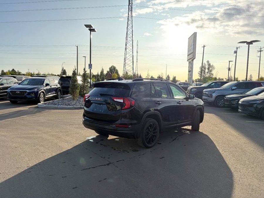 2022 GMC Terrain SLT Elevation Pro Grade AWD 1.5T | Panoramic Sunroof Black