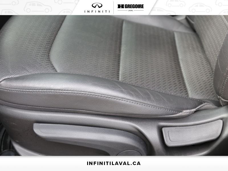 Hyundai Elantra IT2511 | Luxury CUIR TOIT MAGS 2020 Laval - photo #13
