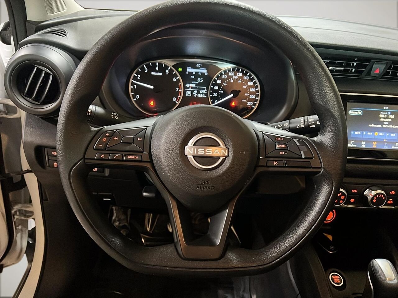 Nissan Kicks S 2024 Blanc Québec - photo #11