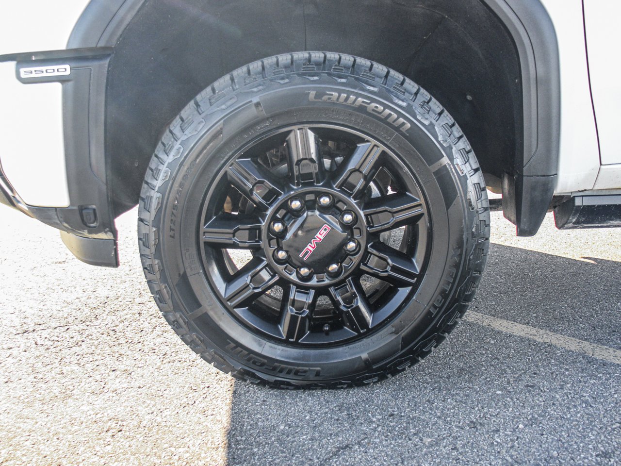 2024 GMC Sierra 3500HD 4WD Crew Cab 159 AT4 White Sherwood Park - photo #11