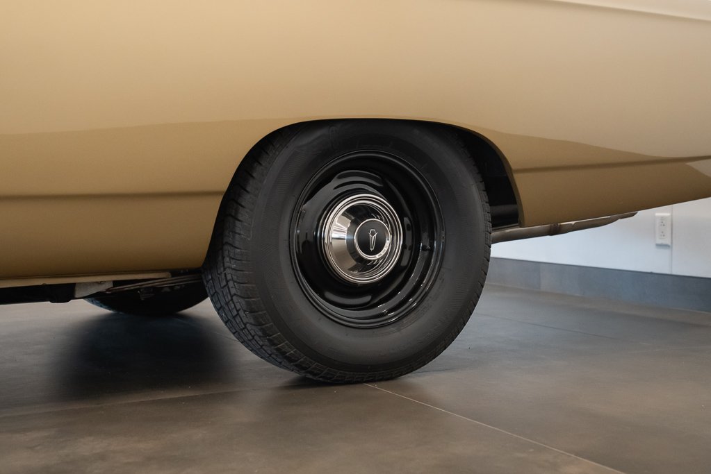 Plymouth Road Runner 1968 Beige Montréal - photo #24