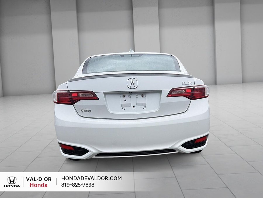 2016 Acura ILX A-Spec berline 4 portes White