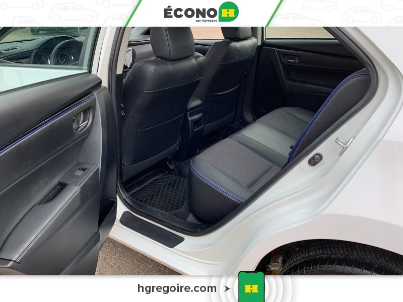 2018 Toyota Corolla White Blainville - photo #17