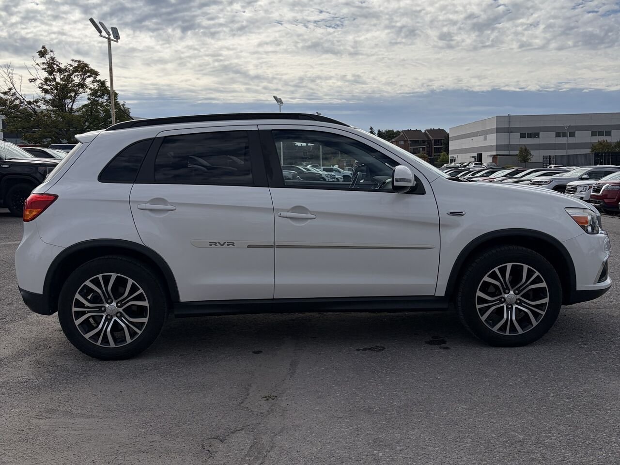 2016 MITSUBISHI RVR GT traction intégrale 4 portes CVT GT White Gatineau - photo #17