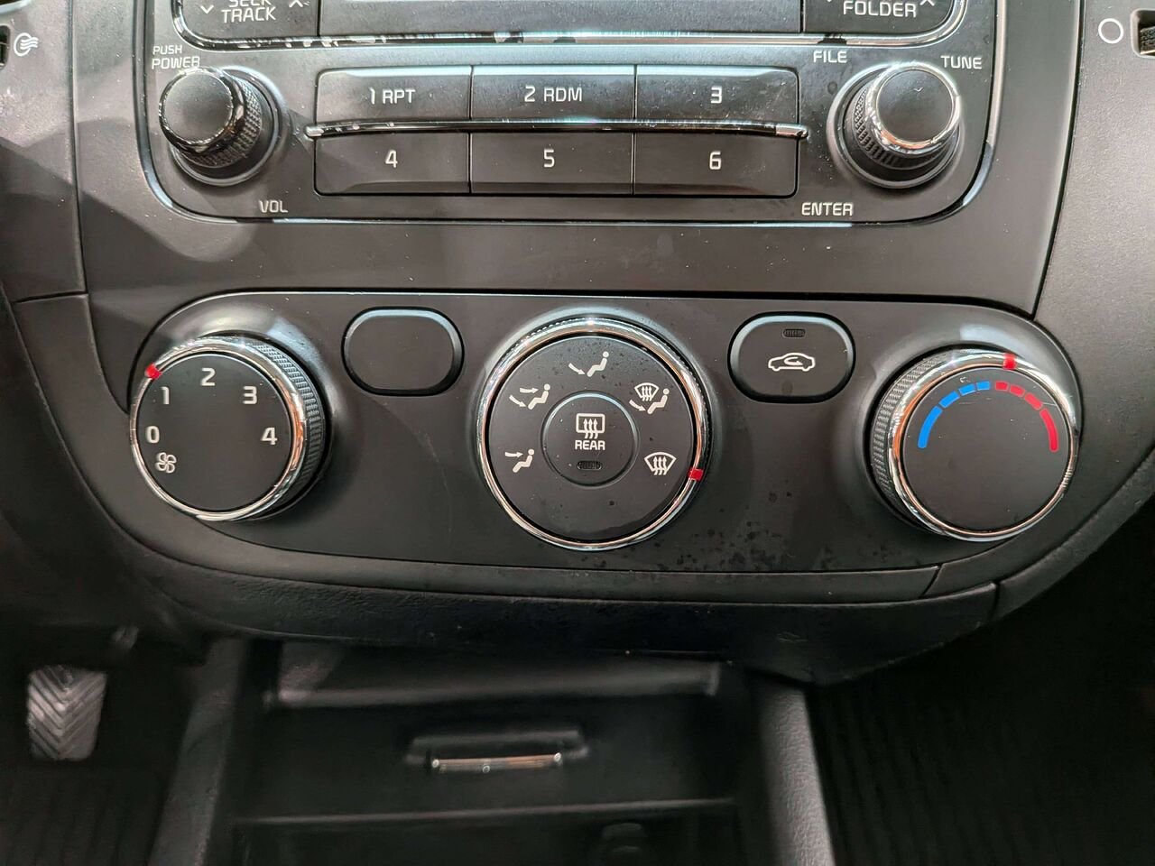 2015 Kia Forte 4dr Sdn Auto LX+ Winter Edition Silver Val-David - photo #20