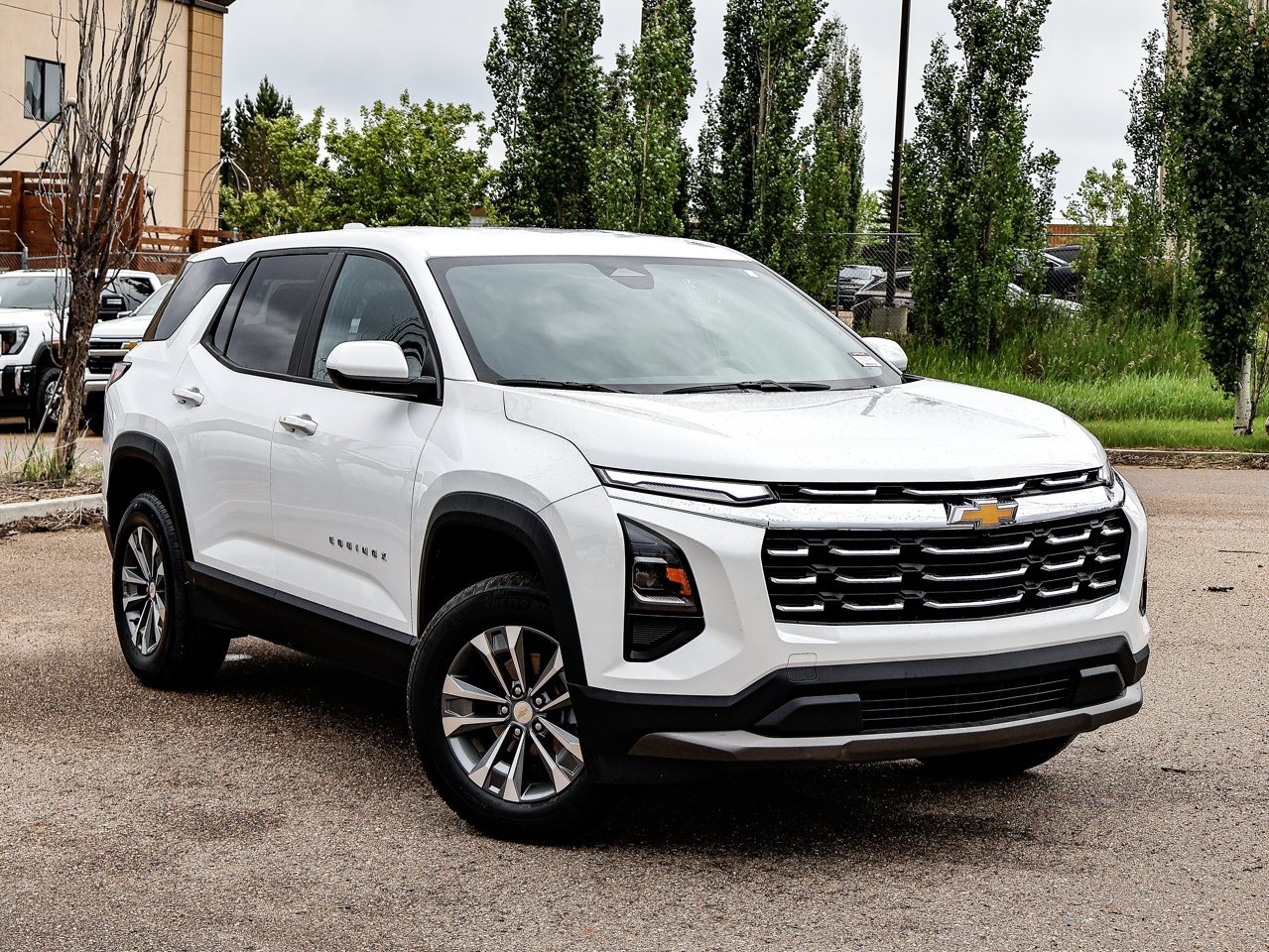 2026 Chevrolet Equinox AWD 4dr LT w/2LT White Sherwood Park - photo #1