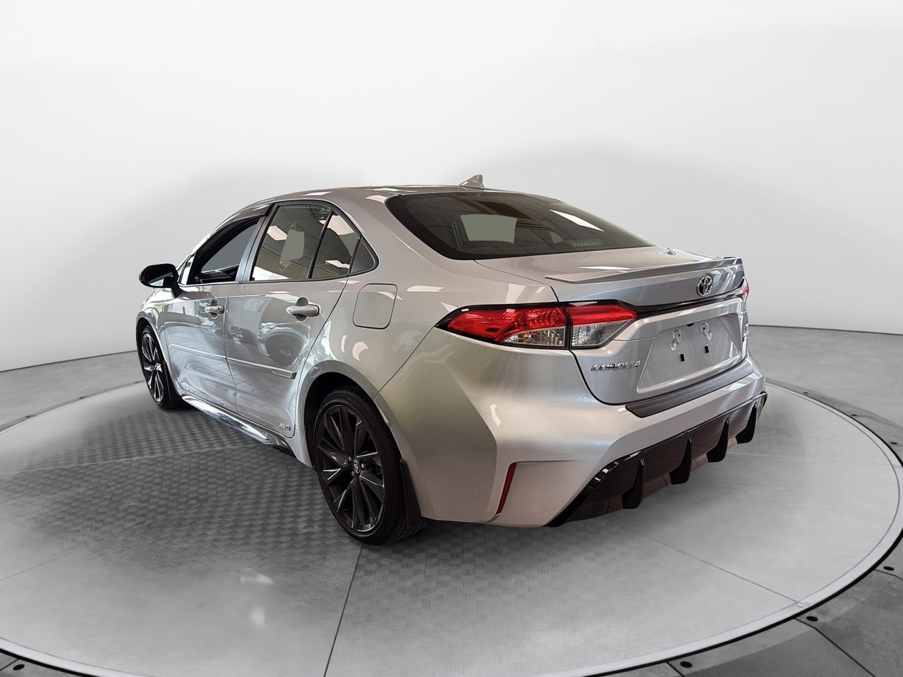 Toyota Corolla Hybrid SE 2023 Noir Baie-Comeau - photo #3