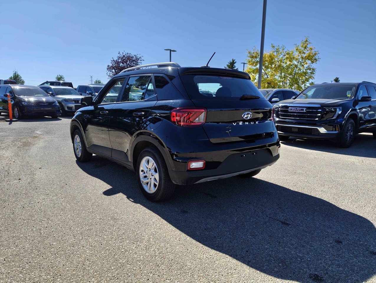 2026 Hyundai Venue Preferred IVT Black Sherwood Park - photo #4