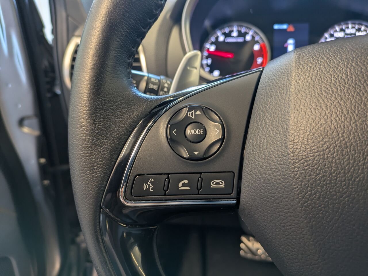 2020 Mitsubishi Eclipse Cross Grey Gatineau - photo #6