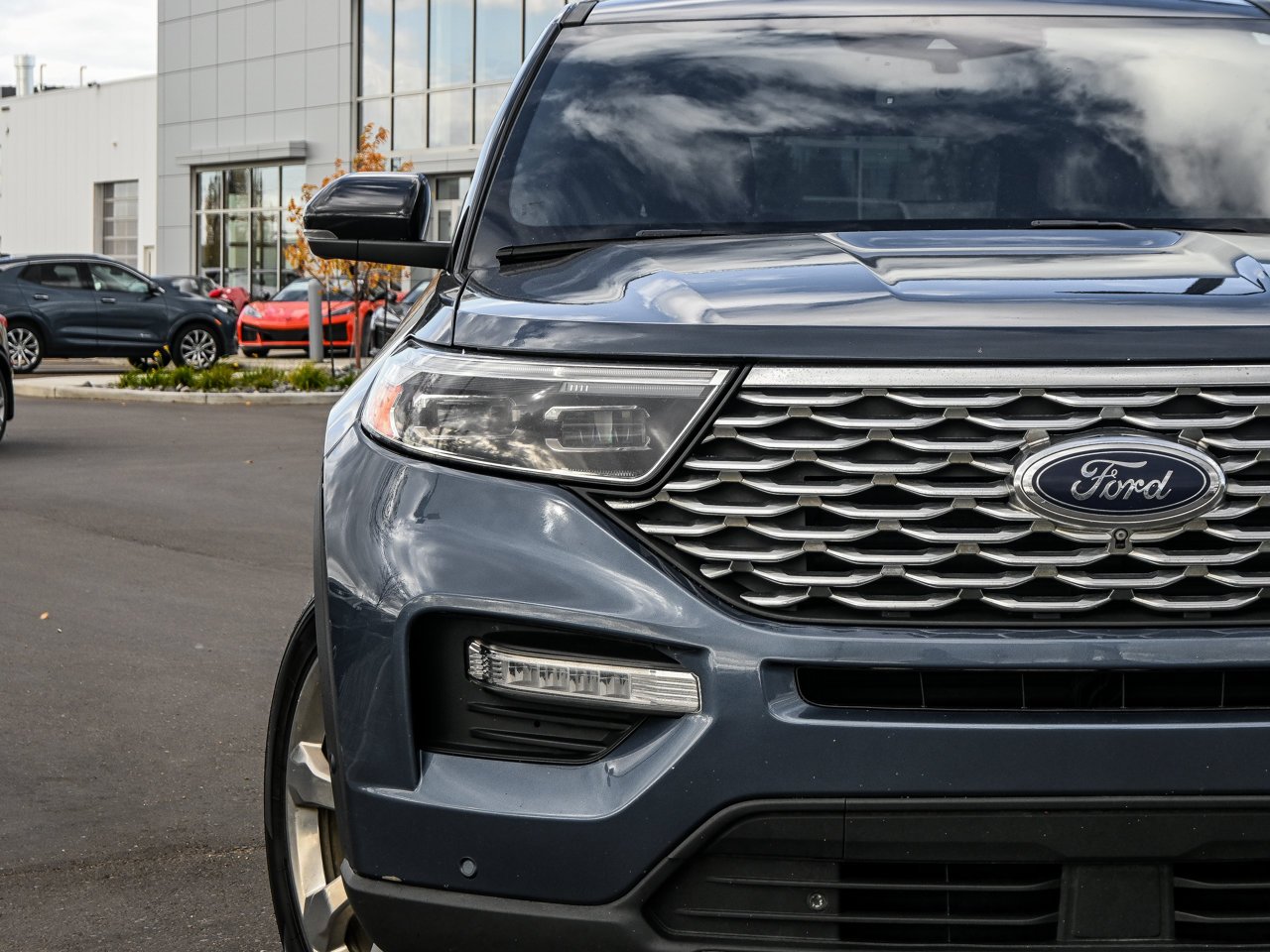 2020 Ford Explorer Platinum 4WD Blue Sherwood Park - photo #4