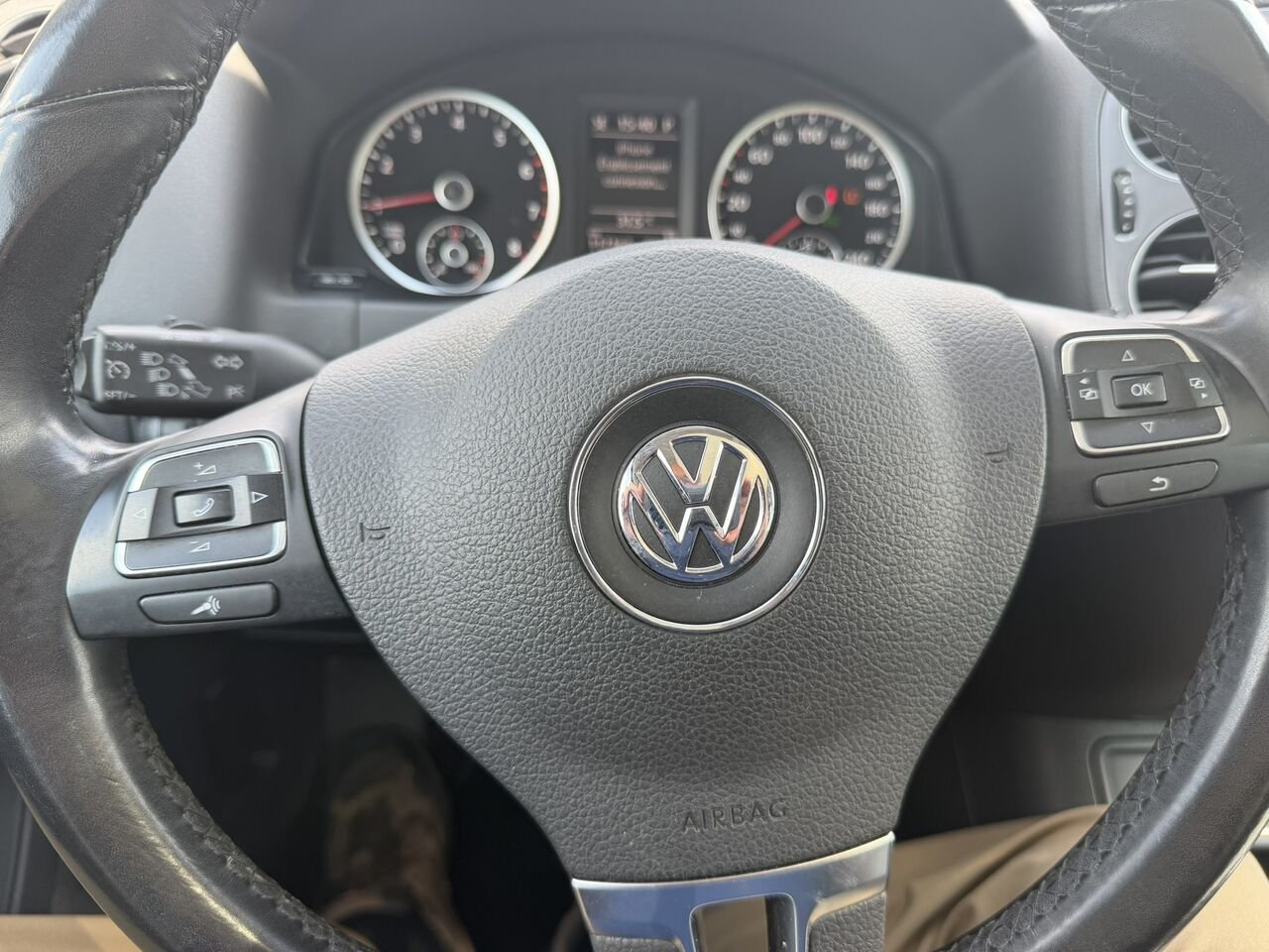 2017 Volkswagen Tiguan Comfortline 4MOTION Blue Laval - photo #24