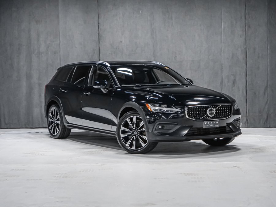 Volvo V60 Cross Country B5 PLUS CLIMAT POLESTAR HARMAN KARDON 2023 Noir