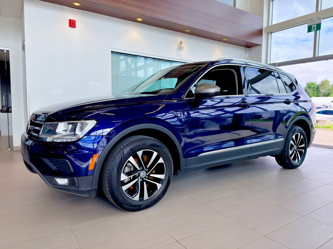 2021 Volkswagen Tiguan Notre-Dame-des-Prairies - photo #2