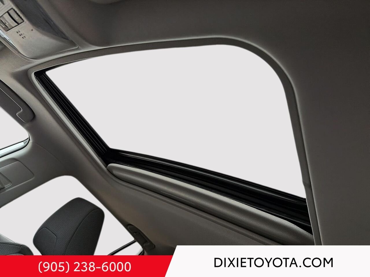 2022 Toyota RAV4 XLE AWD / HEATED SEATS / MOONROOF / ALLOY WHEELS / CARPLAY AND ANDROID AUTO Silver Sky Metallic Mississauga - photo #10