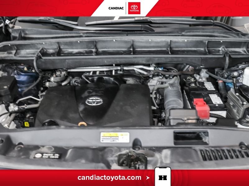Toyota Highlander 2022 Bleu Blainville - photo #36