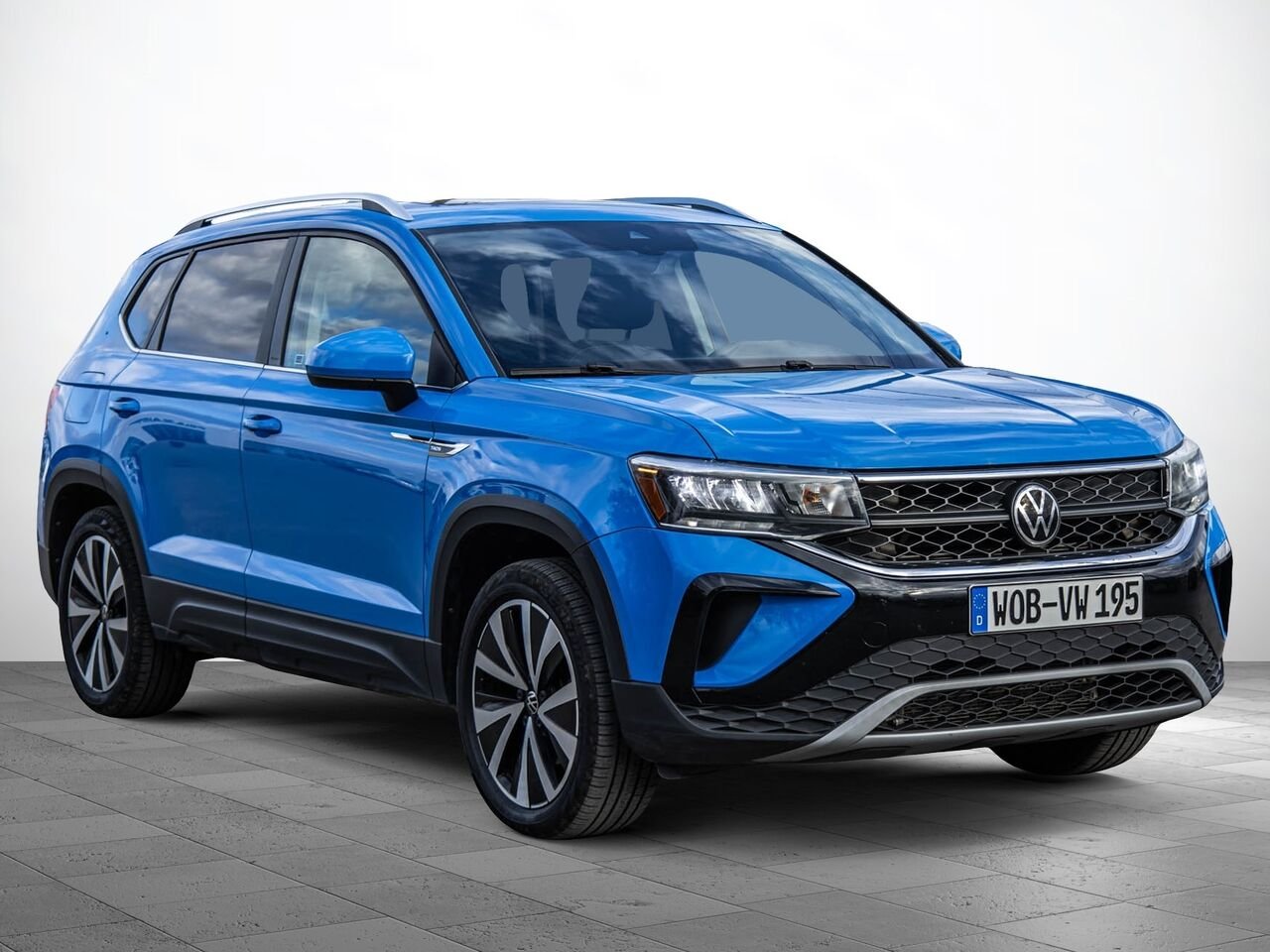 2023 Volkswagen Taos Blue Sainte-Julienne - photo #1