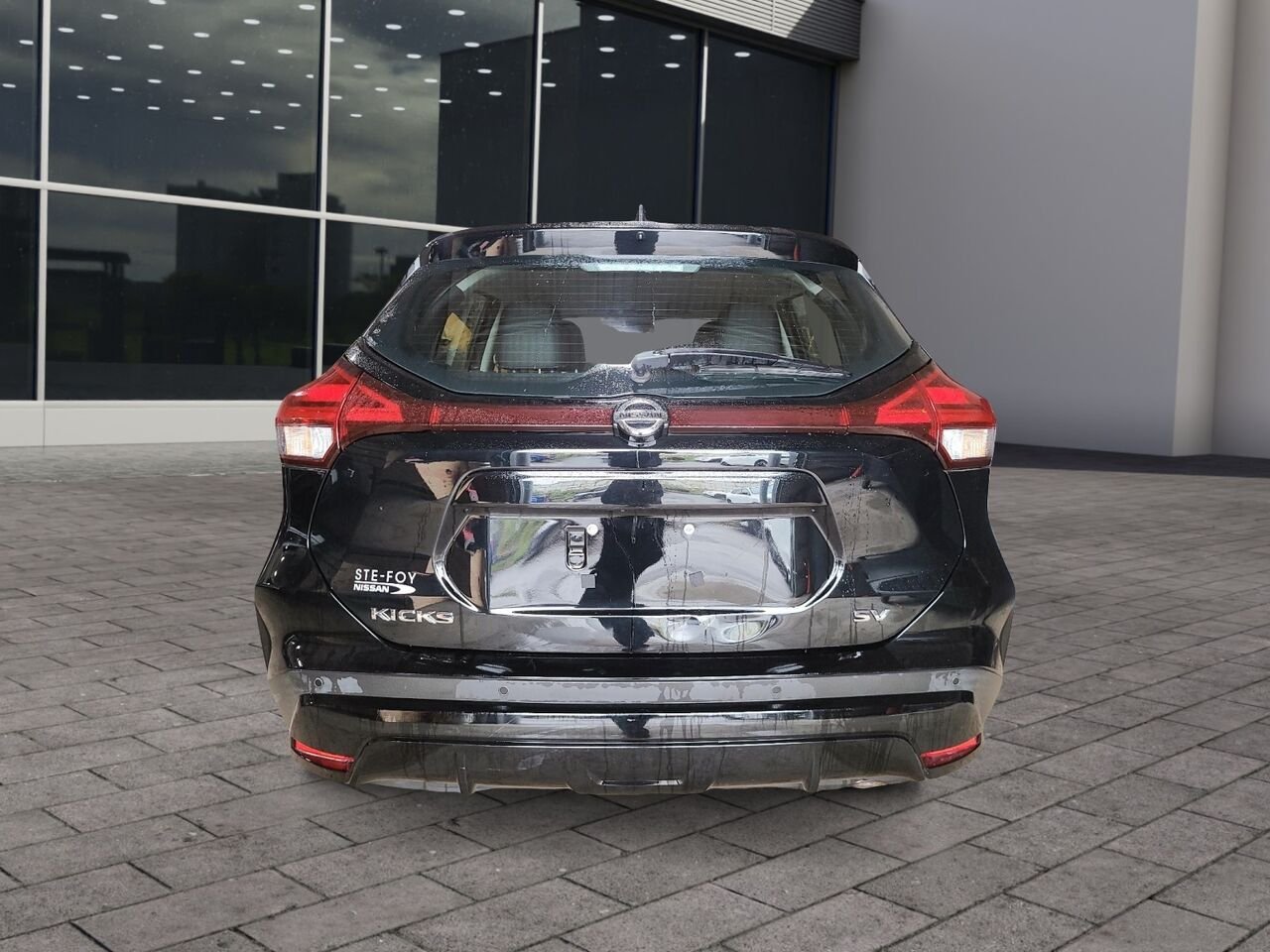 2021 Nissan Kicks SV TA Black Québec - photo #5