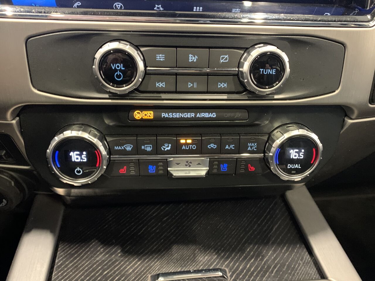Ford Super Duty F-250 SRW PLATINUM, 6.7L,, TOIT PANO 2022 Blanc Châteauguay - photo #41